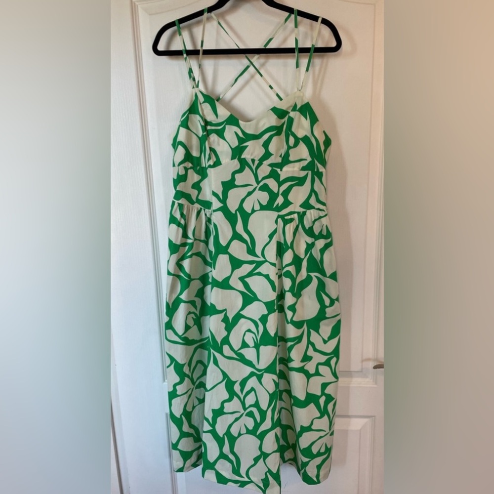 105. Green & Wht tropical cotton dress